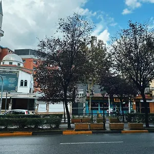 https://clinton-inn.albaniahotels.org